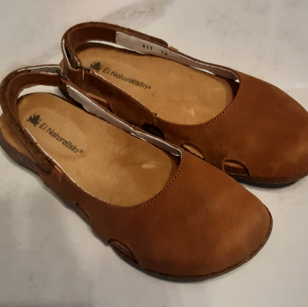 El Naturalista Wakataua Size 38 color tan
